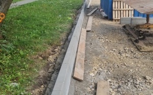 Budowa miejsc postojowych w rejonie ul. Armii Krajowej w Knurowie (6)