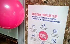 Solidaryzujemy się w Międzynarodowym Dniu Walki z Rakiem Piersi! (6)