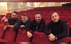 Kabaret Młodych Panów wspiera akcję #UrodziłemSięWKnurowie