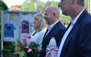 Oddanie honorów przy Pomniku Feliksa Michalskiego (2)
