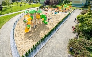 Plac zabaw przy tężni (7)