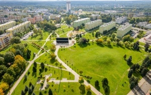 Plac zabaw przy tężni (15)