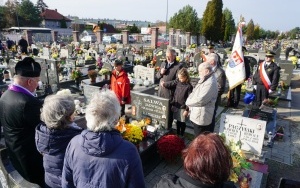 Oznaczenie grobów Powstańców Śląskich znakiem IPN 