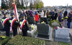 Oznaczenie grobów Powstańców Śląskich znakiem IPN 