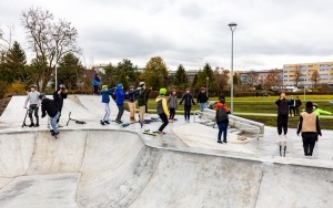Skate Park na Knurowskich Błoniach (12)