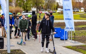 Skate Park na Knurowskich Błoniach (16)