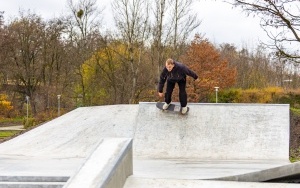Skate Park na Knurowskich Błoniach (17)