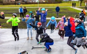 Skate Park na Knurowskich Błoniach (2)