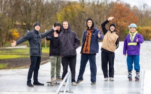 Skate Park na Knurowskich Błoniach (11)