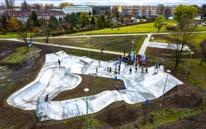 Skate Park na Knurowskich Błoniach (13)